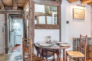 2 Bed in Battle oc-f32643