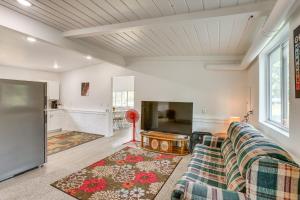 Pet-Friendly Retreat Over 3 Acres in Baldwin!