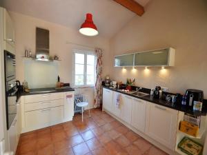 Holiday Home Montaigu-de-Quercy Lake