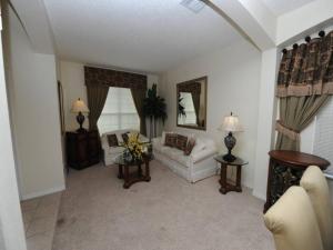 Sunshine Oasis Villa by Paradise Resort Vacations