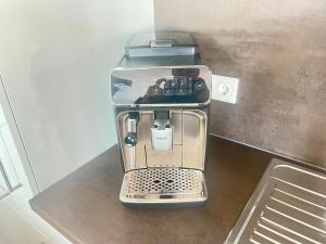 Luxusapartment mit 40 qm Terrasse, E-Parkplatz und Parkplatz