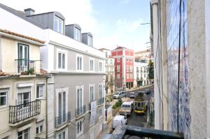 PN Currently being completely RENOVATED! In the heart Lisbon! Book in advance to secure your stay