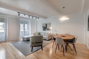 BE Modern & Spacious Apartment with a Private Patio! On BICA Funicular Street - LIS Downtown