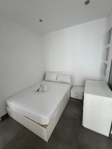 5 Star Residence - Stylish Modern apartments in St Julians
