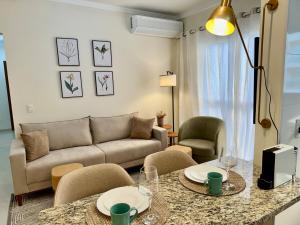 2 Bedroom Apartment, in front of USP