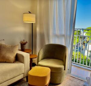 2 Bedroom Apartment, in front of USP