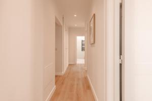 A2 Renovated Charm in Prime Location - BICA - with AC