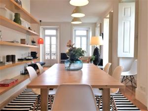 B2 Beautiful SUNNY loft BAIRRO ALTO - BICA