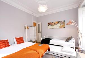 B1 Luminous & Spacious Gem! LIS Downtown in BICA Neighborhood