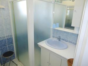 Appartements 3 pieces 6 pers a 2 pas de la plage et du centre ville : photos des chambres