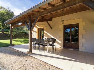 Villas Poolside Luxury Villa in Montignac : photos des chambres