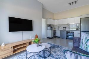 #AlimamaSpaces Panos Munyaka