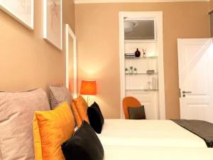 MC Warm & Romantic in Trendy Príncipe Real, Lisbon Downtown