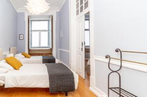 SJ2D Spacious & Cosy Apartment with AC! Near to Augusta Arch in Baixa-Chiado, LIS Downtown!