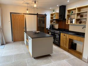 Lime Tree House - Sleeps 12 - Hot Tub