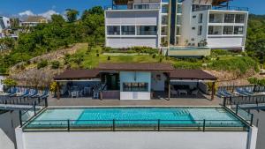 Fancy Oceanviews Condo In The Heart Of Playa Bonita