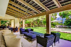 All Inclusive beachfront Villa in Tulum beach