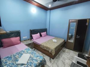 Jai Shree radhay Krishna dham hotel