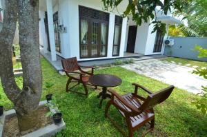 BeeYu River Lodge Weligama