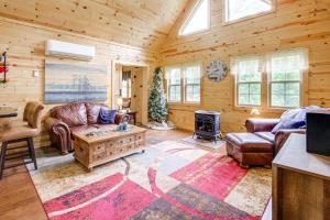 Idyllic Cabin in the Heart of Hocking Hills