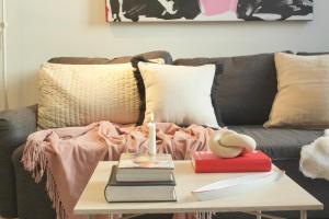 Pop Art 2BR Bold & Bright Escape Inside Gozsdu