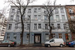 Urban Chin - City Center - Stadion Narodowy - Marcinkowskiego 5