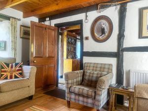 Monthly Tutors Cottage