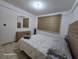 Amplio apartamento sobre Avenida Viaducto