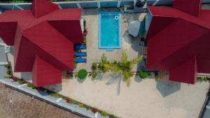 Sun Villa Zanzibar- Private Pool, 2 Houses & games