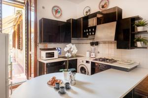 Luxury in Rome Panoramic terrace Fontana di Trevi