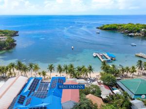 Penthouse Beachfront Luxury Bay View - West End