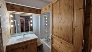 Résidence Charmaix - 4 Pièces pour 12 Personnes MAE-4863