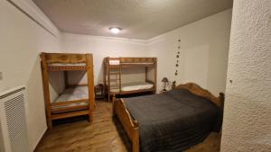 Résidence Charmaix - 4 Pièces pour 12 Personnes MAE-4863