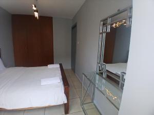 Residence next door 2br Coral