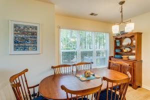 Condo with Golf Course Views Less Than 1 Mi to Sunset Beach!