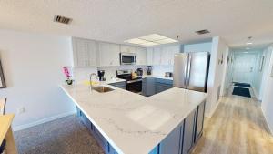 3b 2b Direct Ocean Balcony -Las Brisas #402