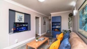 Sandi-Lees Casa Bella