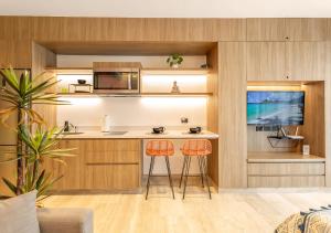 Cozy Studio with Rooftop Pool in Downtown Playa