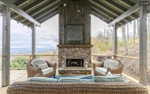 Everlux Retreat - Hot Tub on the Mountain - Ubytování bez kategorie ve městě Mineral Bluff