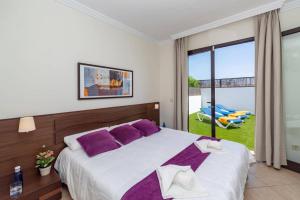 Villa Janubio by Villa Plus