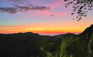 Breathtaking Luxury Villa, Pool, Casa Guayacan