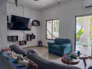 Villa on The Beach Seaside Sunrise Haven 7 bedroom