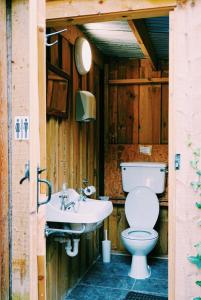 Knoll View Glamping Tent