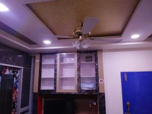 Luxurious 2BHK AC flat at Hitech City at affordable pricing