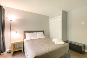 1 Mi to Dtwn and UGA Condo with Pool in Athens!