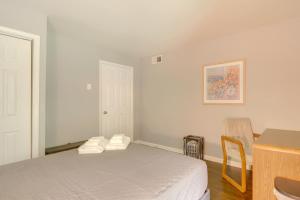 1 Mi to Dtwn and UGA Condo with Pool in Athens!