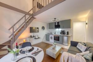 Appartements Chaleureux duplex 30 min de Paris : photos des chambres