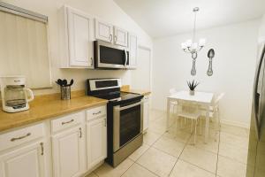 Vista para o lago Casa cpiscina