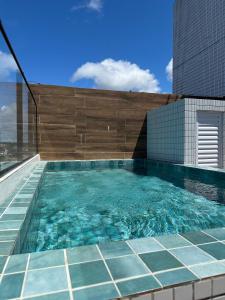 Boa Viagem Beach Design - Flat 1 quarto próximo ao Aeroporto por Yolo