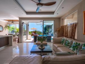 Casa White#2 Beautiful modern beach house